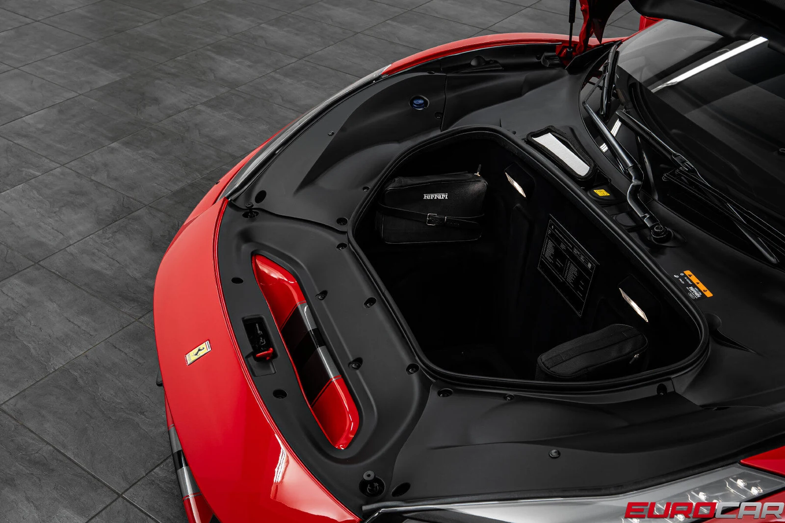 2019 Ferrari 488 Pista, 10/20