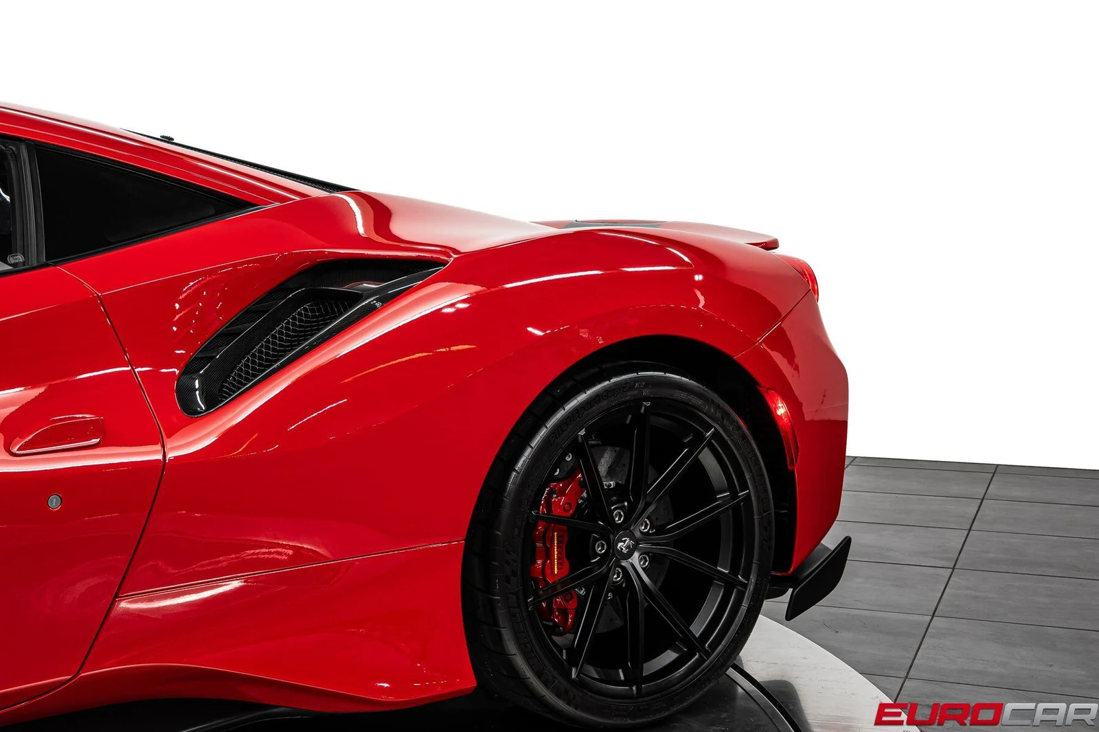 2019 Ferrari 488 Pista, 19/20