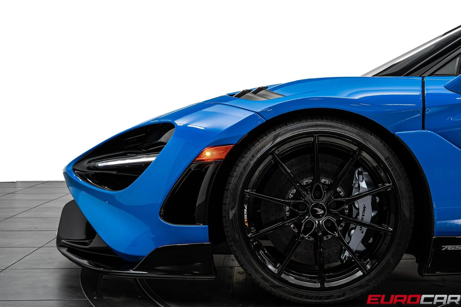 2022 McLaren 765LT Spider, 18/20
