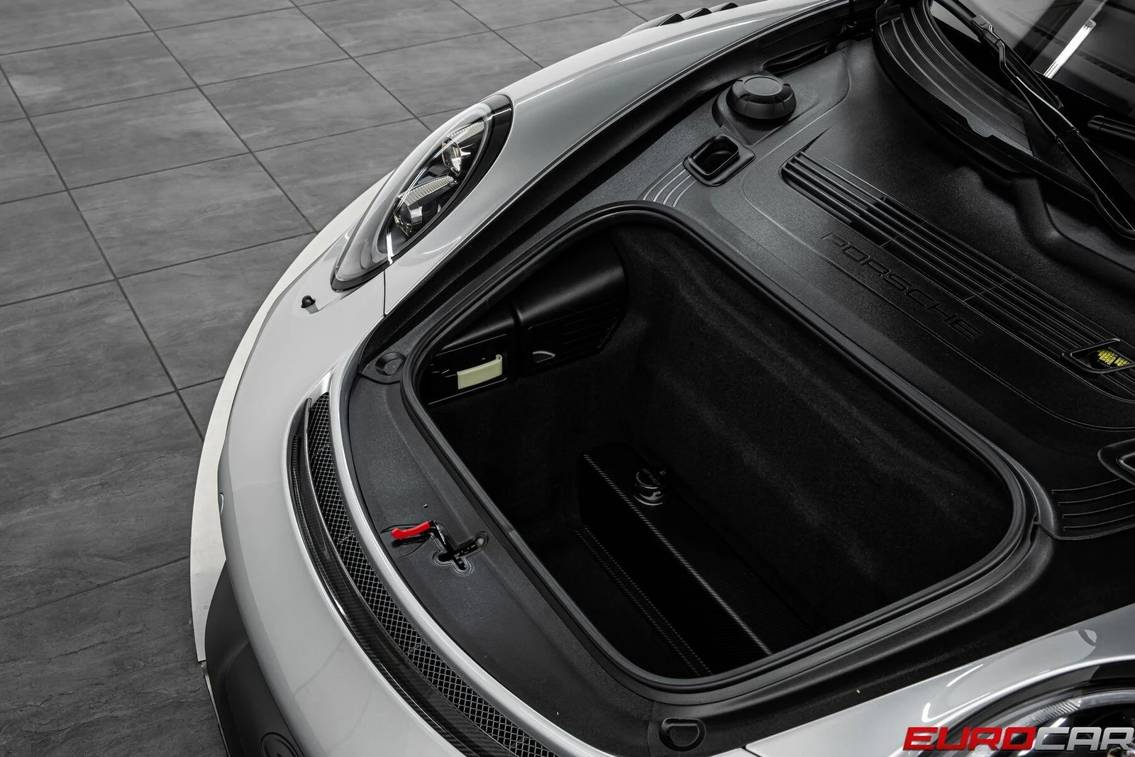 2019 Porsche 911 (991.2) GT2 RS Weissach, 10/20