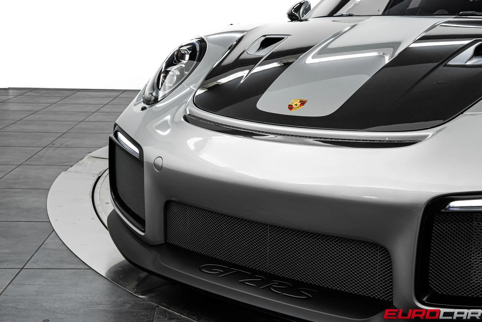 2018 Porsche 911 (991.2) GT2 RS Weissach, 10/20