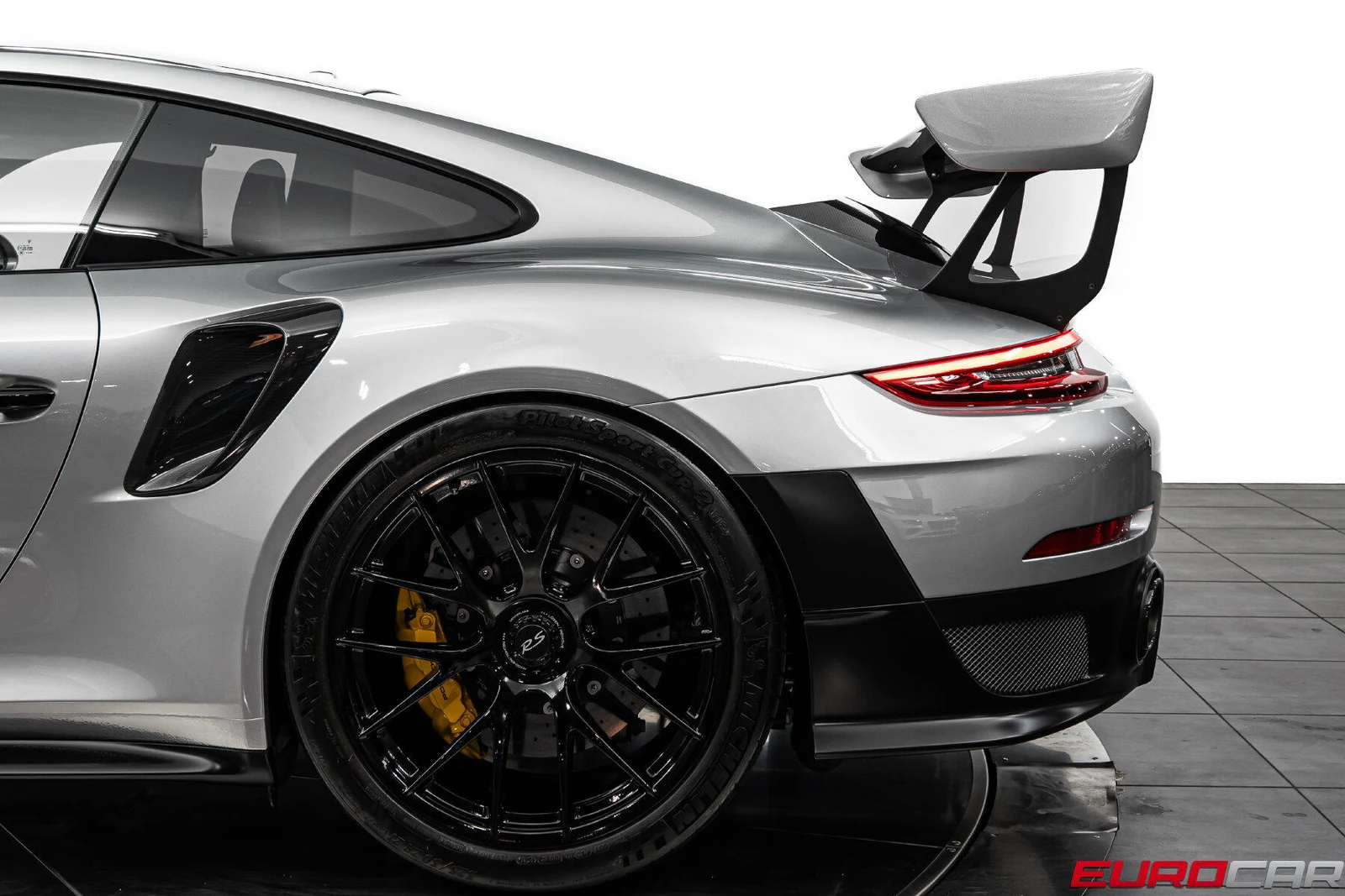 2018 Porsche 911 (991.2) GT2 RS Weissach, 20/20