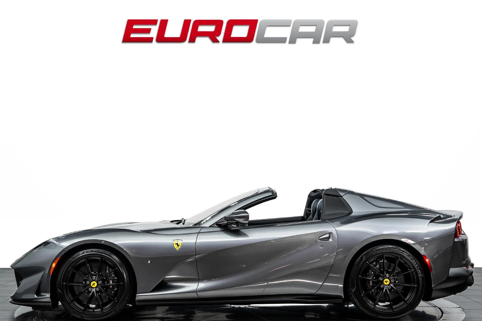 2022 Ferrari 812 GTS, 2/20