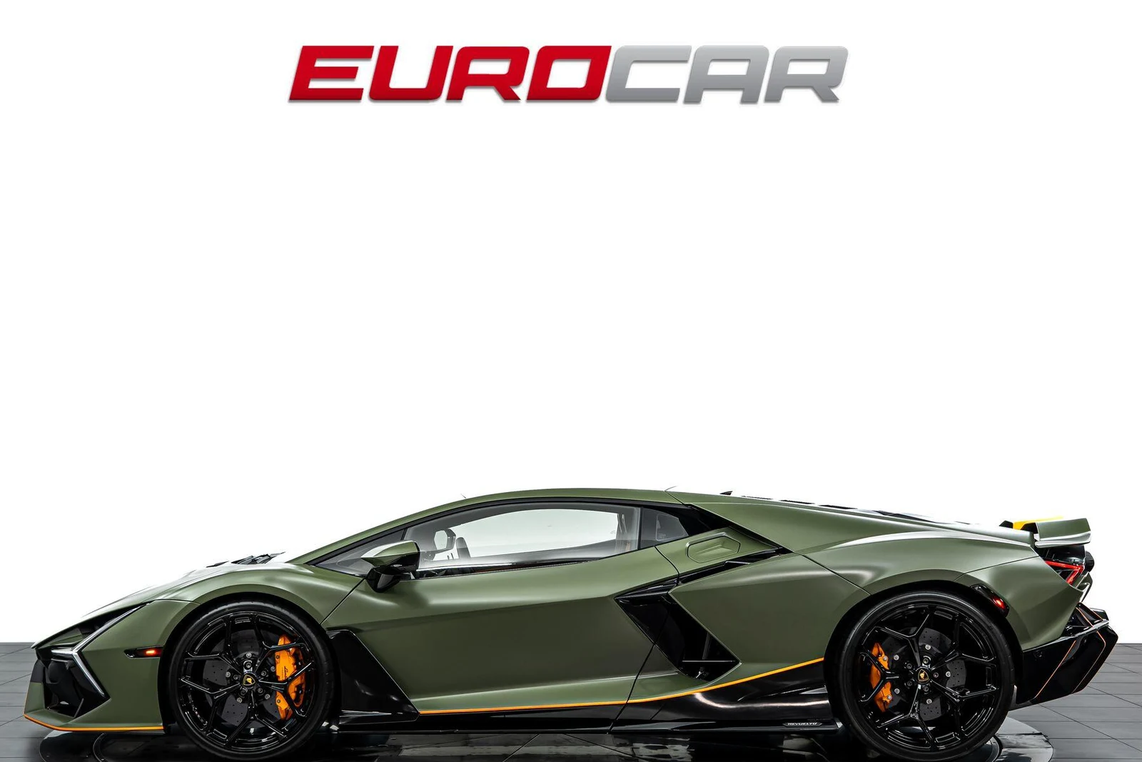 2025 Lamborghini Revuelto, 2/20
