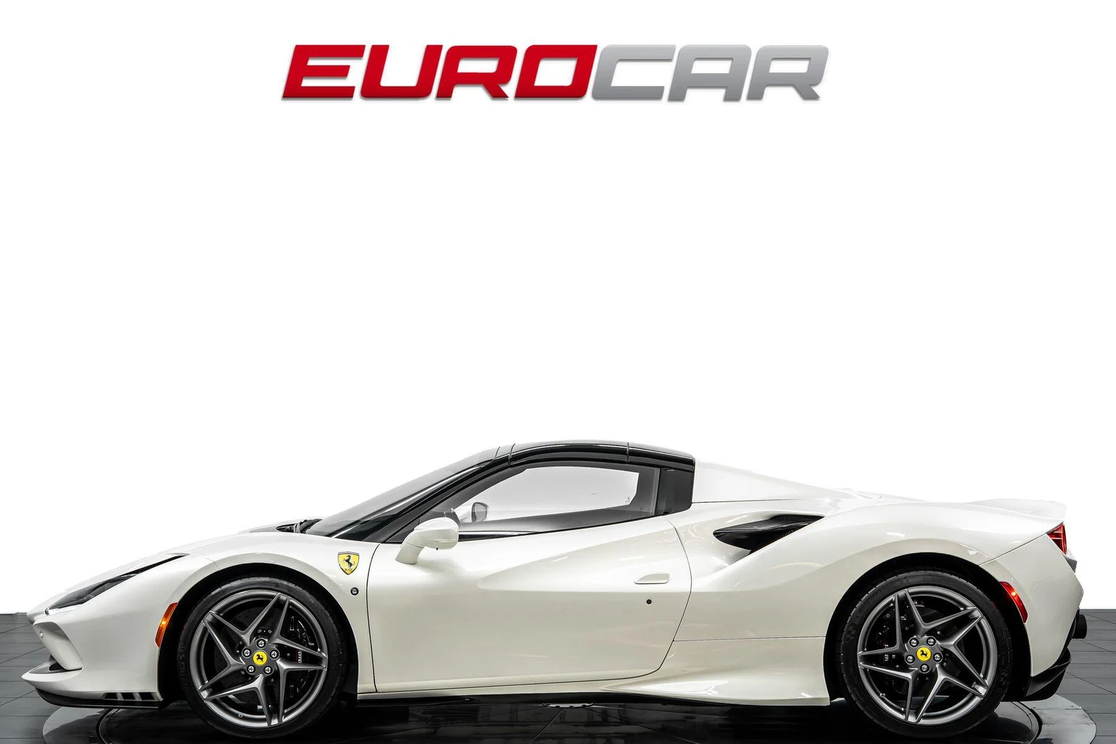 2023 Ferrari F8 Spider, 3/20