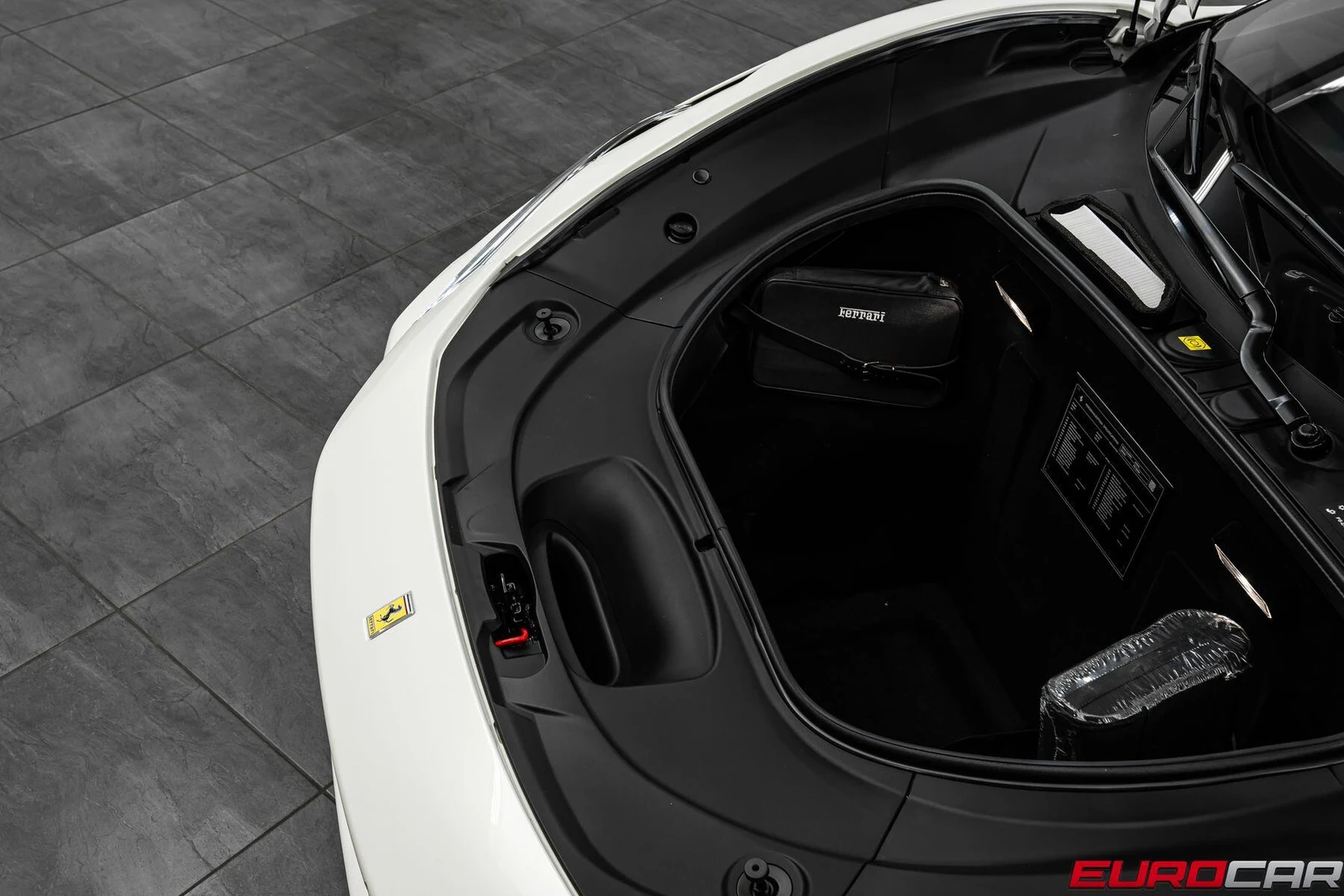 2023 Ferrari F8 Spider, 12/20