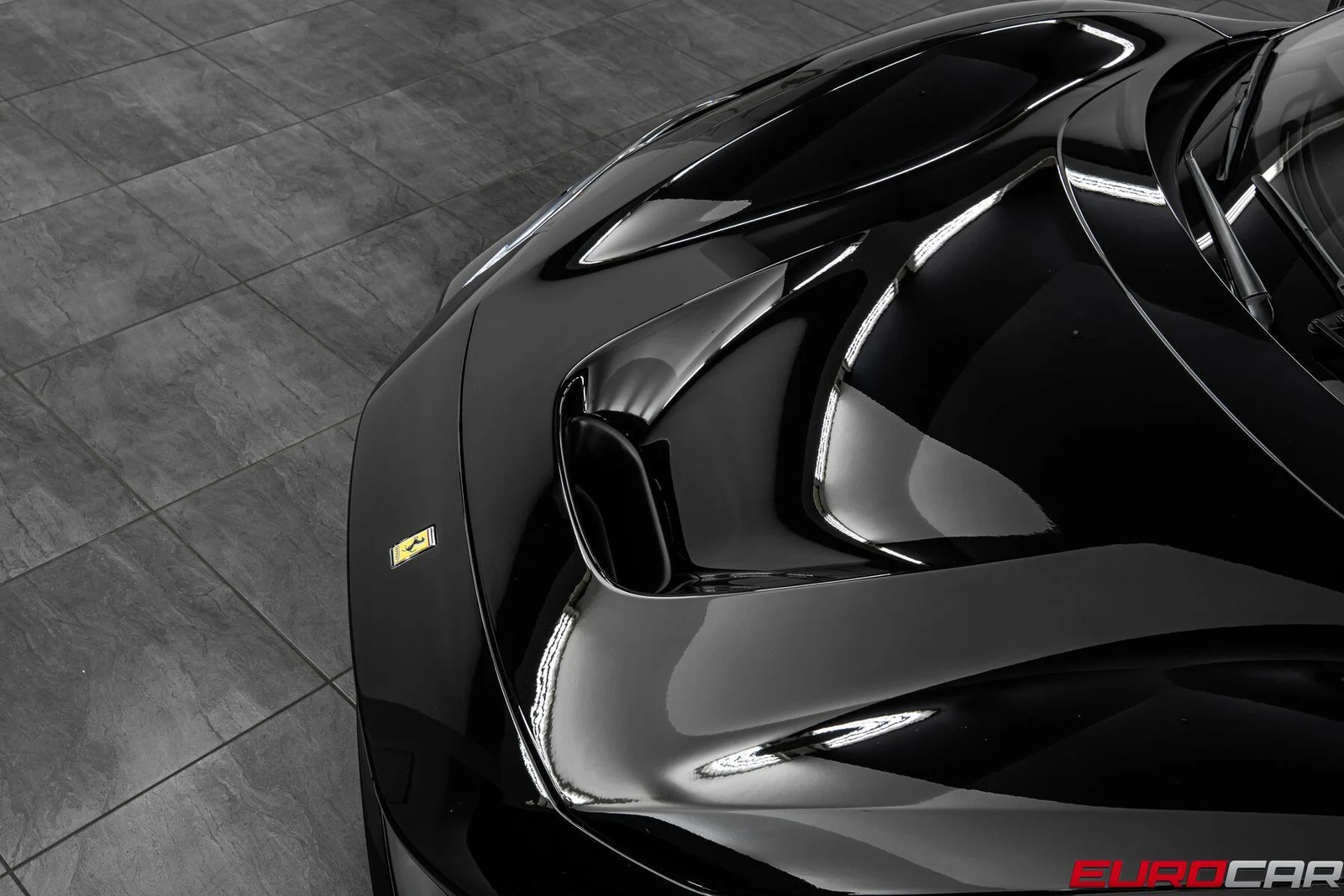 2022 Ferrari F8 Spider, 11/20