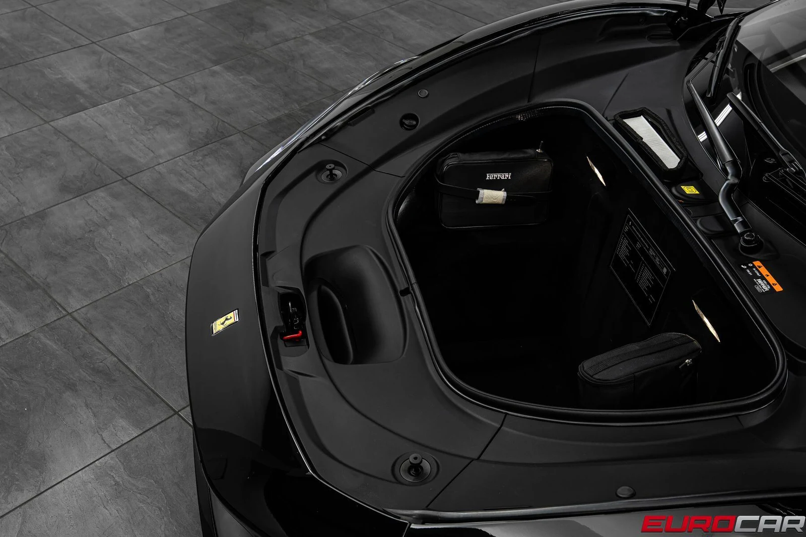 2022 Ferrari F8 Spider, 12/20