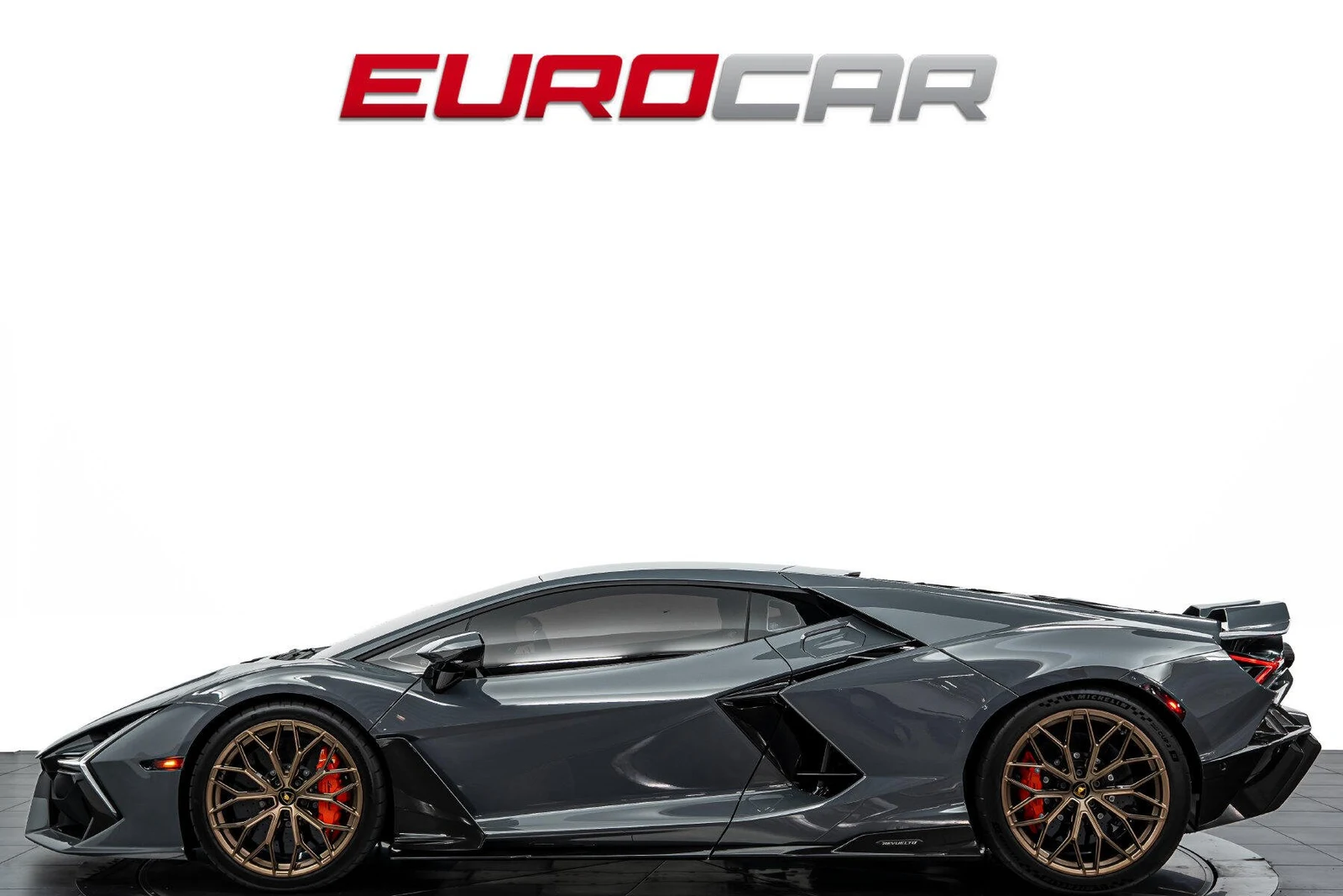 2025 Lamborghini Revuelto, 2/20