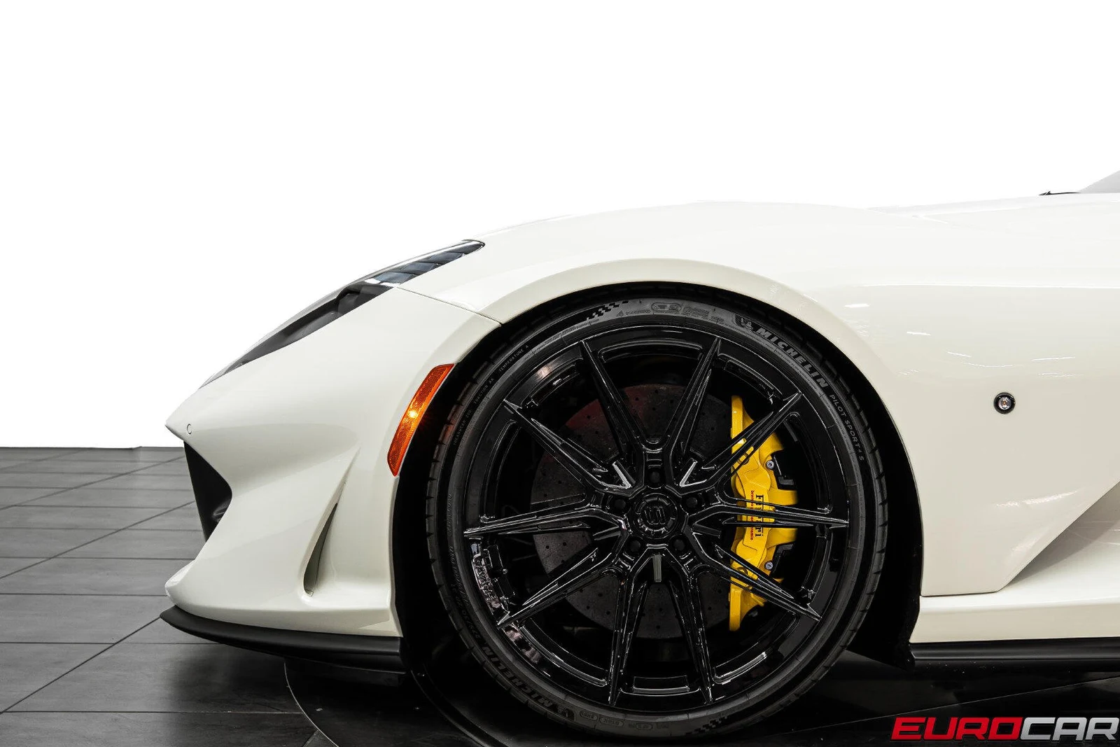 2020 Ferrari 812 Superfast, 14/20