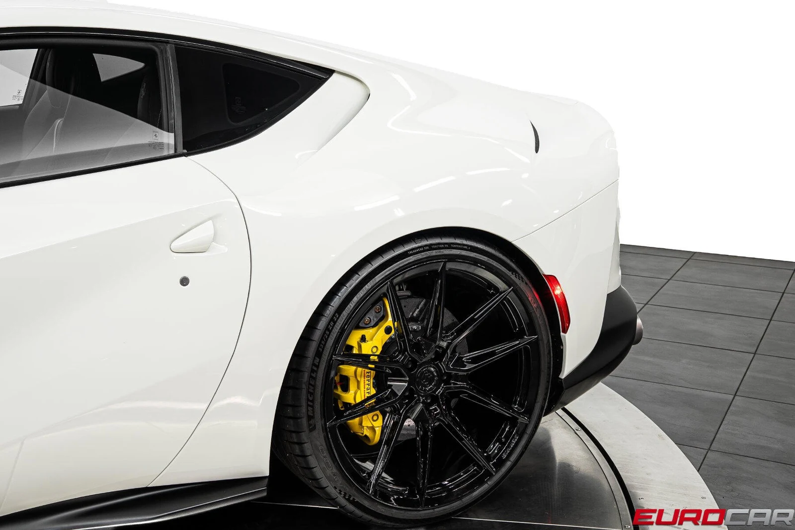 2020 Ferrari 812 Superfast, 15/20