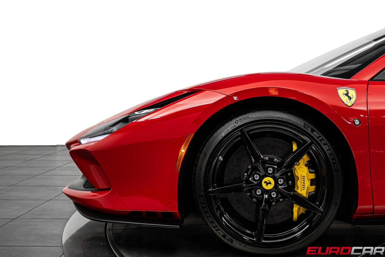 2021 Ferrari F8 Spider, 17/20