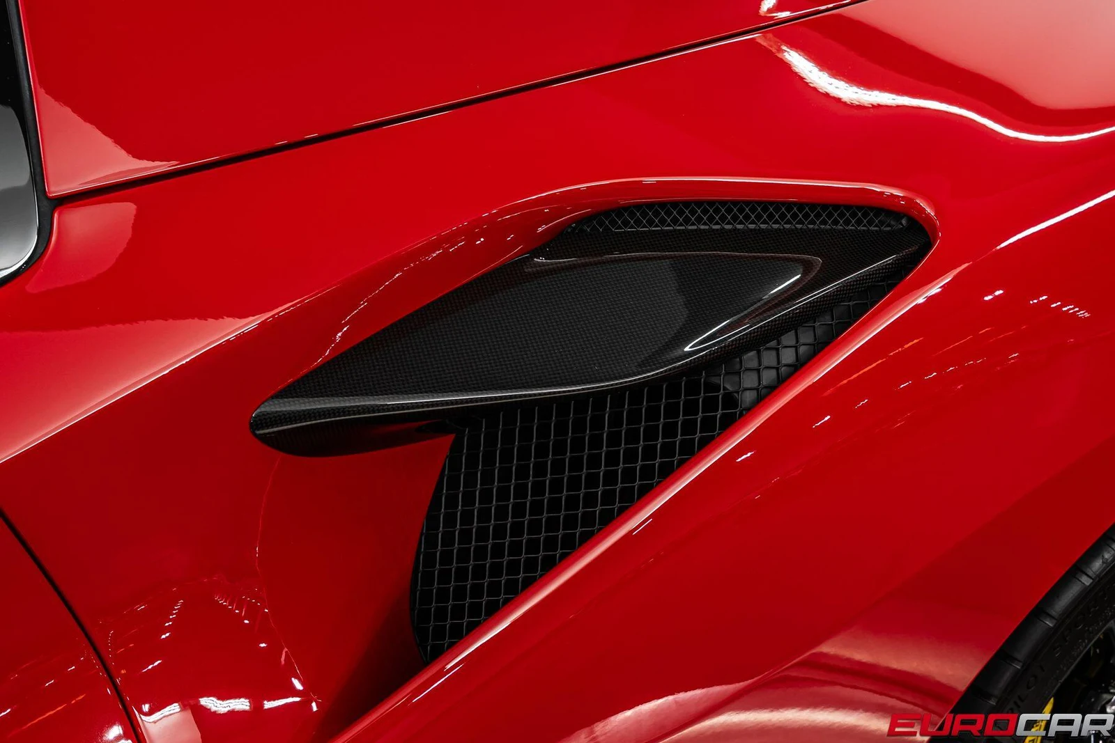 2021 Ferrari F8 Spider, 18/20