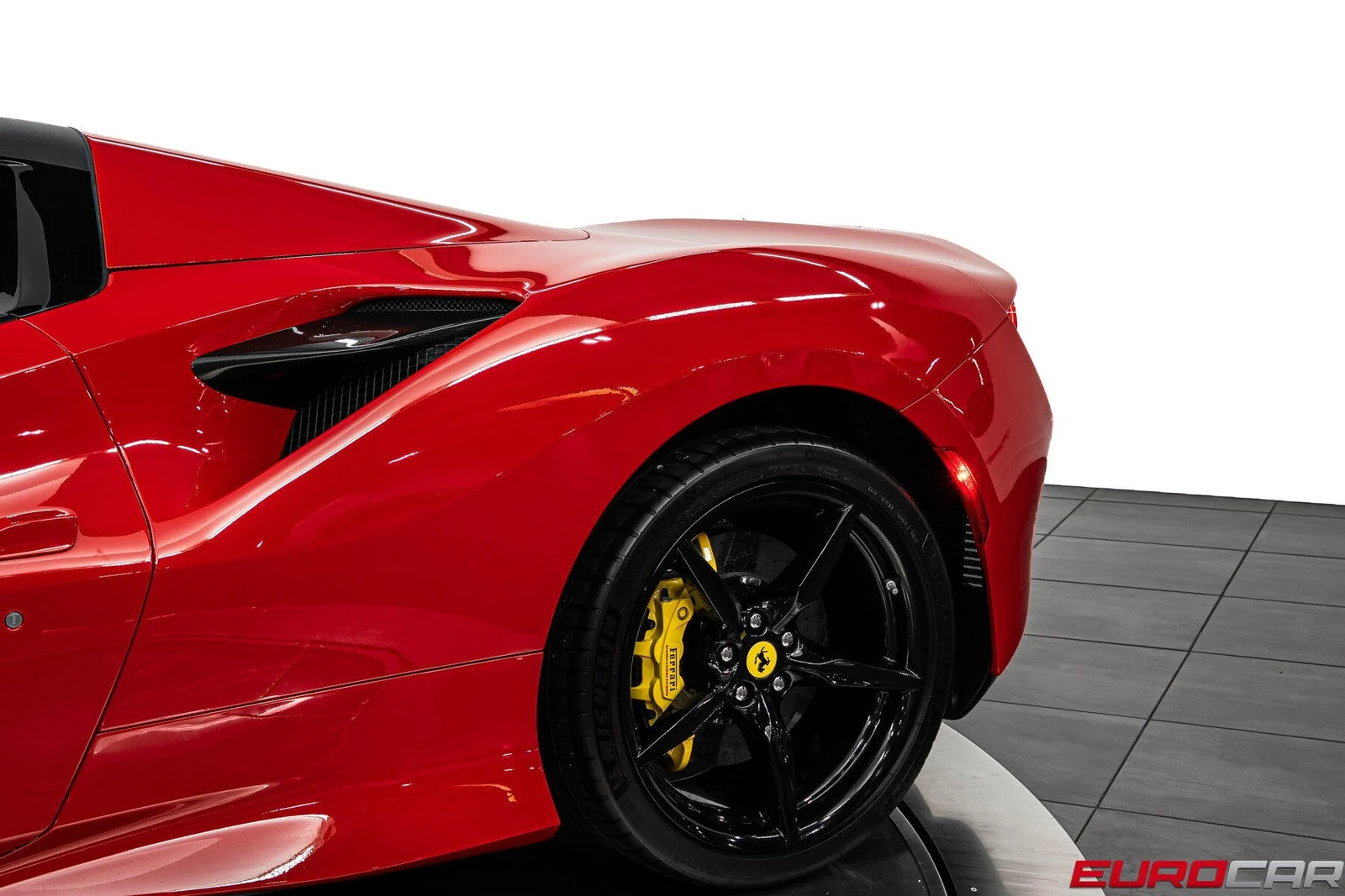 2021 Ferrari F8 Spider, 19/20
