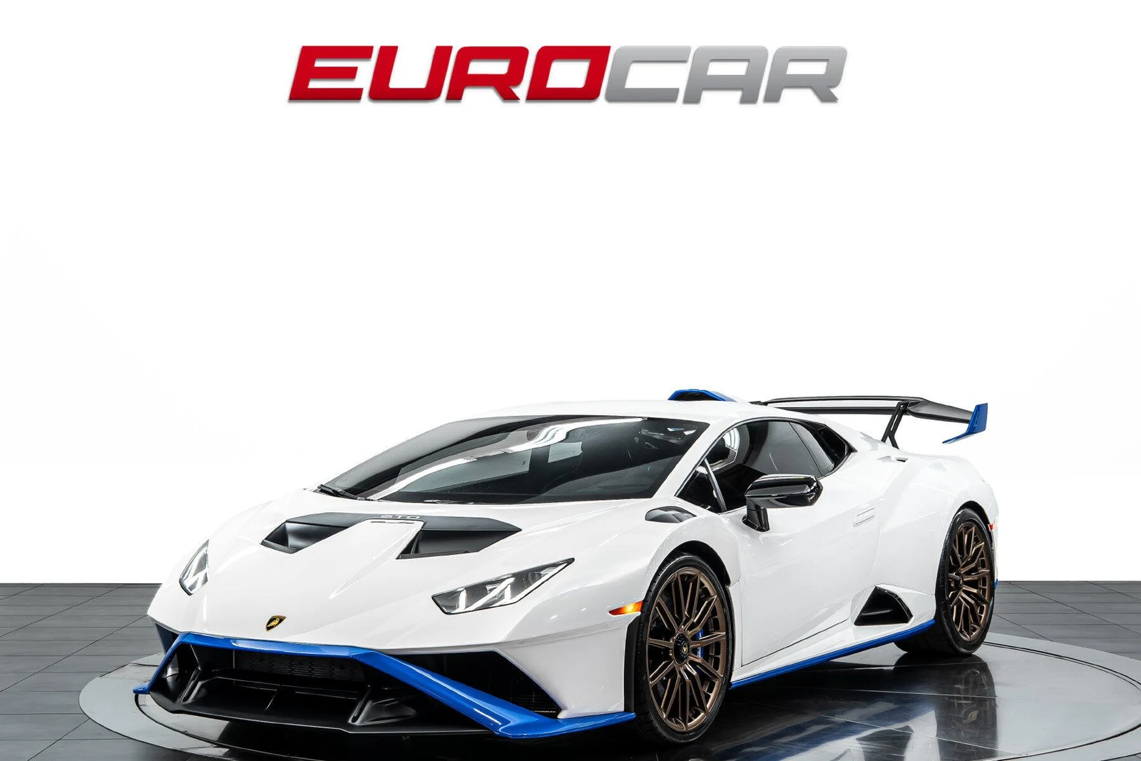 Lamborghini Huracán STO · Bianco Asopo Metallic · Eurocar OC