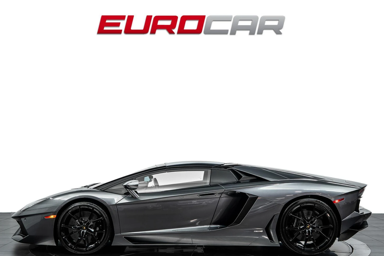 2014 Lamborghini Aventador LP 700-4 Roadster, 3/20