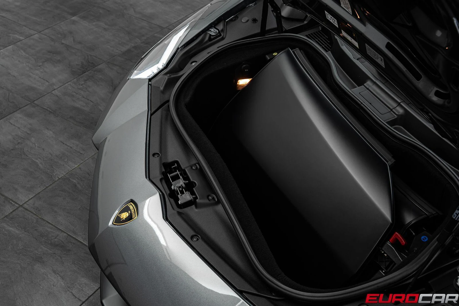 2014 Lamborghini Aventador LP 700-4 Roadster, 13/20