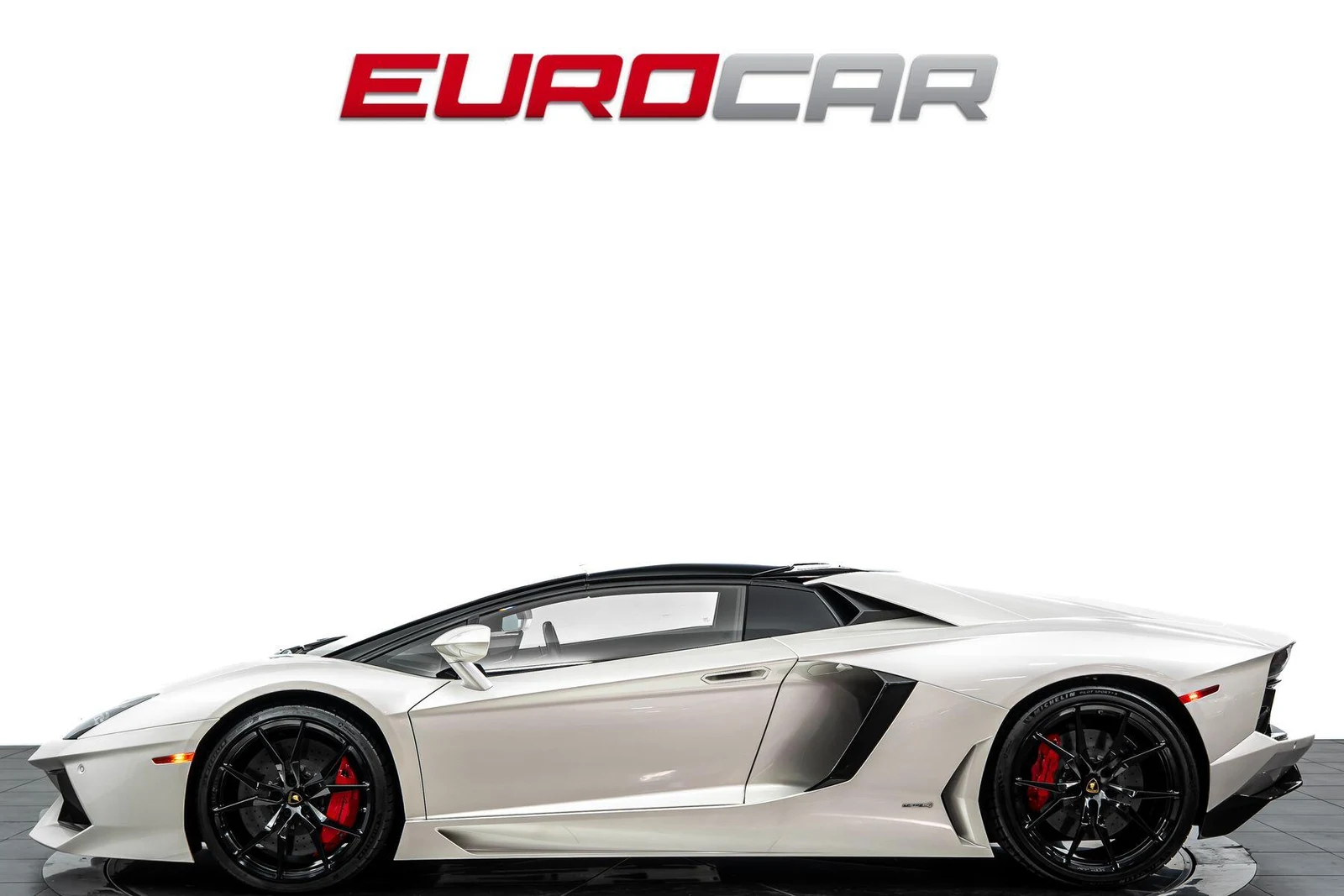 2015 Lamborghini Aventador LP 700-4 Roadster, 3/20