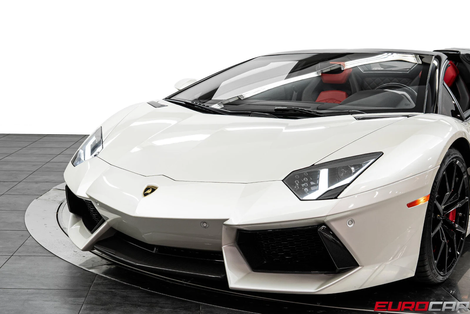2015 Lamborghini Aventador LP 700-4 Roadster, 18/20