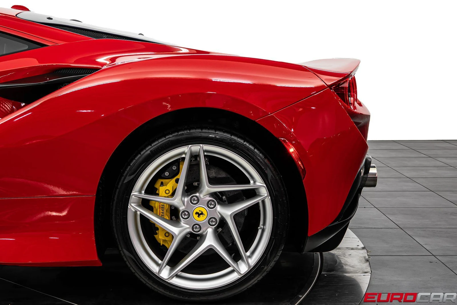 2021 Ferrari F8 Tributo, 19/20