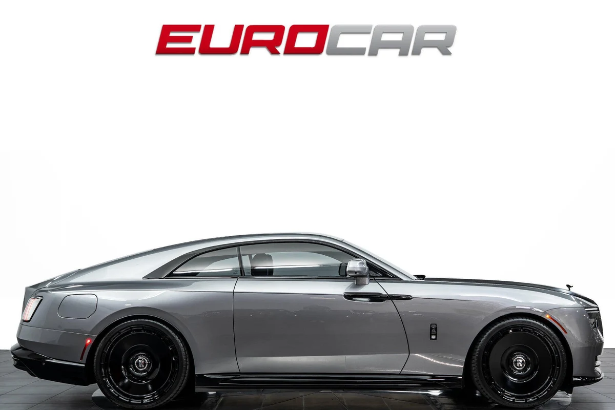 2026 Rolls-Royce Spectre Black Badge, 6/20