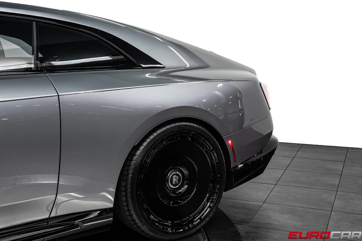 2026 Rolls-Royce Spectre Black Badge, 15/20