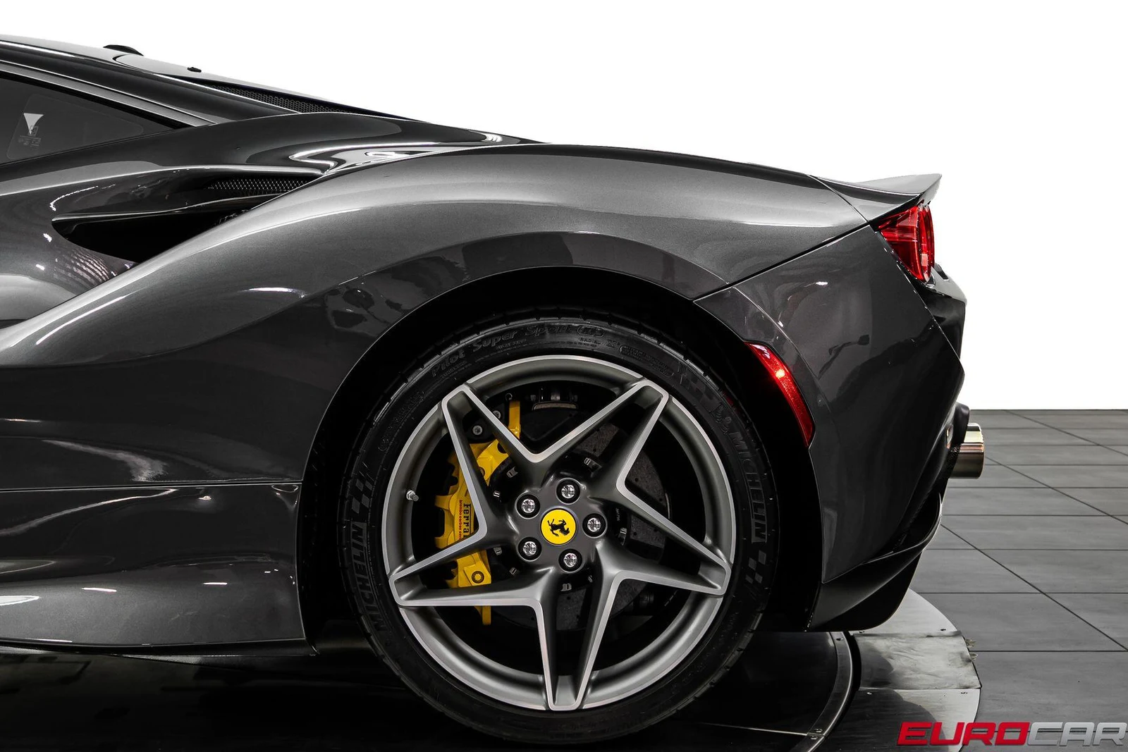 2021 Ferrari F8 Tributo, 18/20