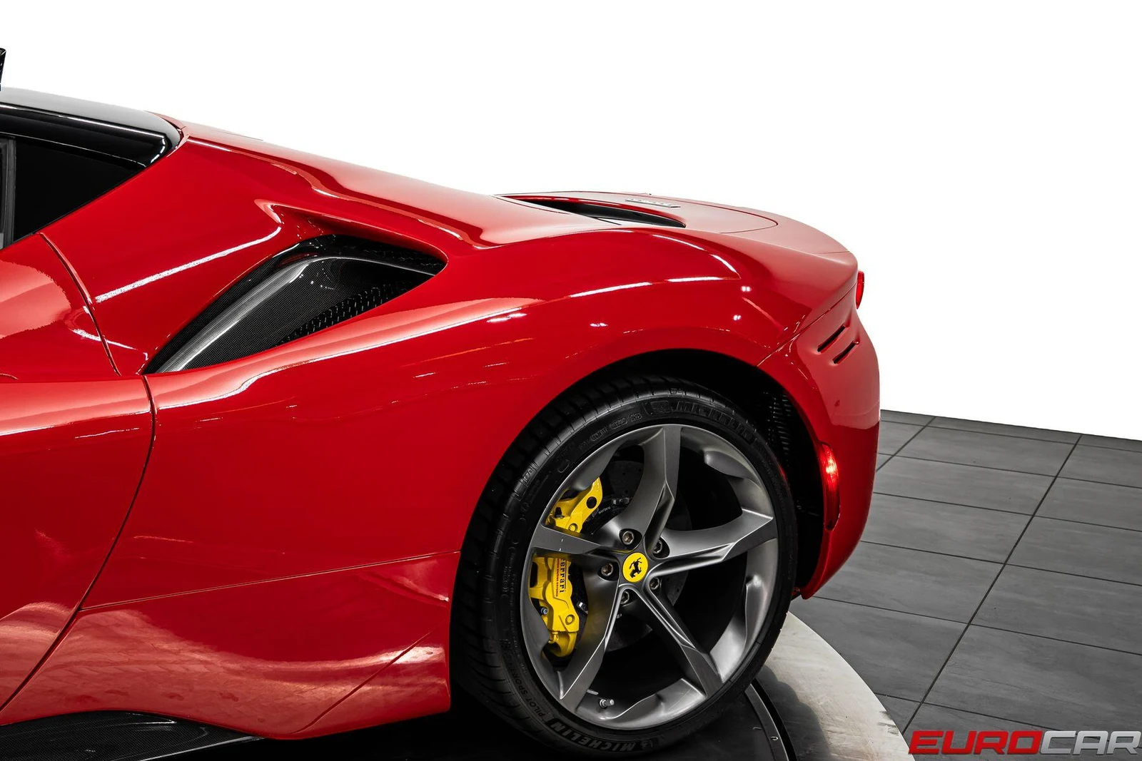 2021 Ferrari SF90 Stradale, 19/20