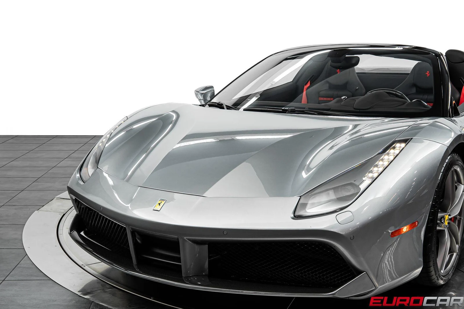 2018 Ferrari 488 Spider, 17/20