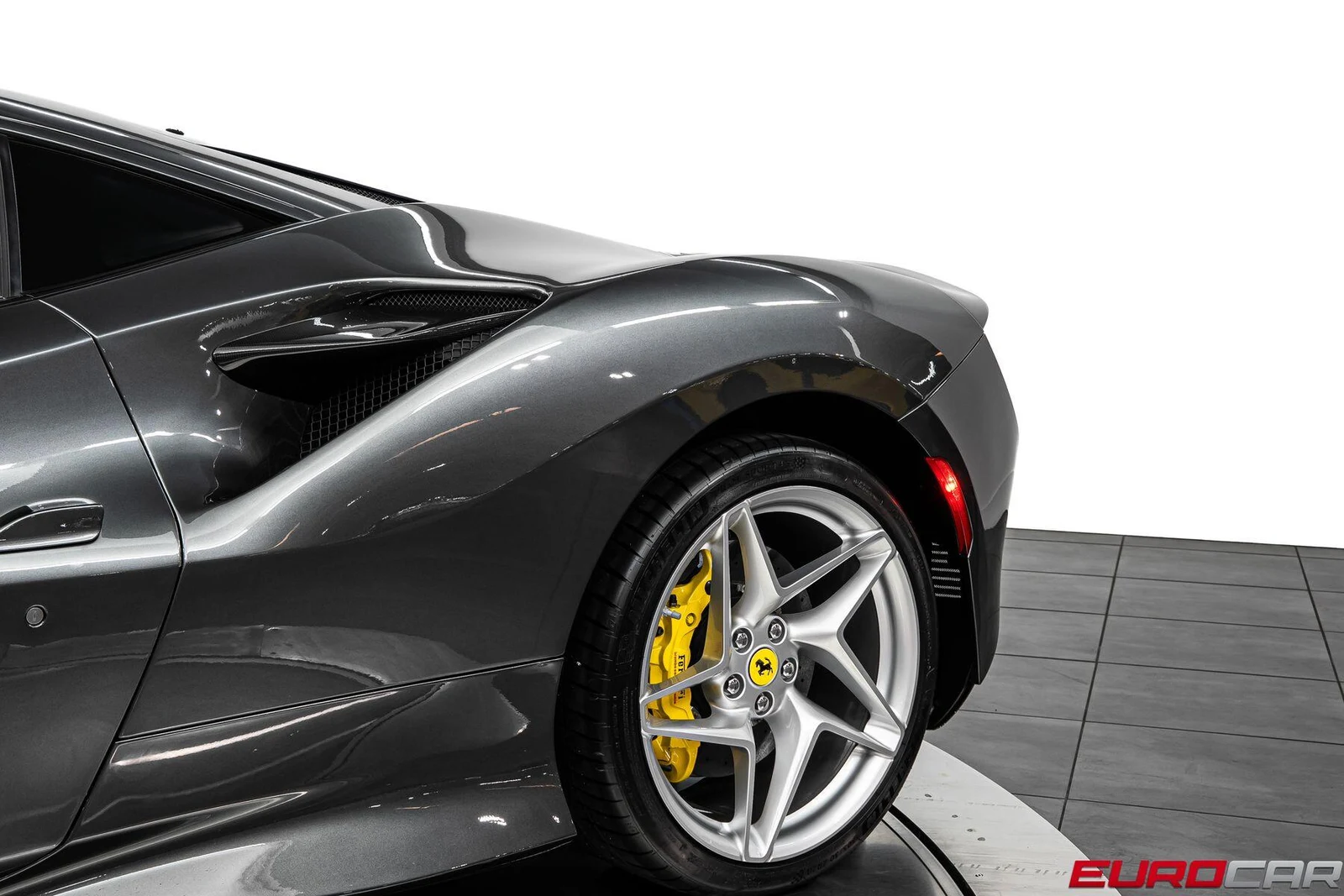 2021 Ferrari F8 Tributo, 17/20