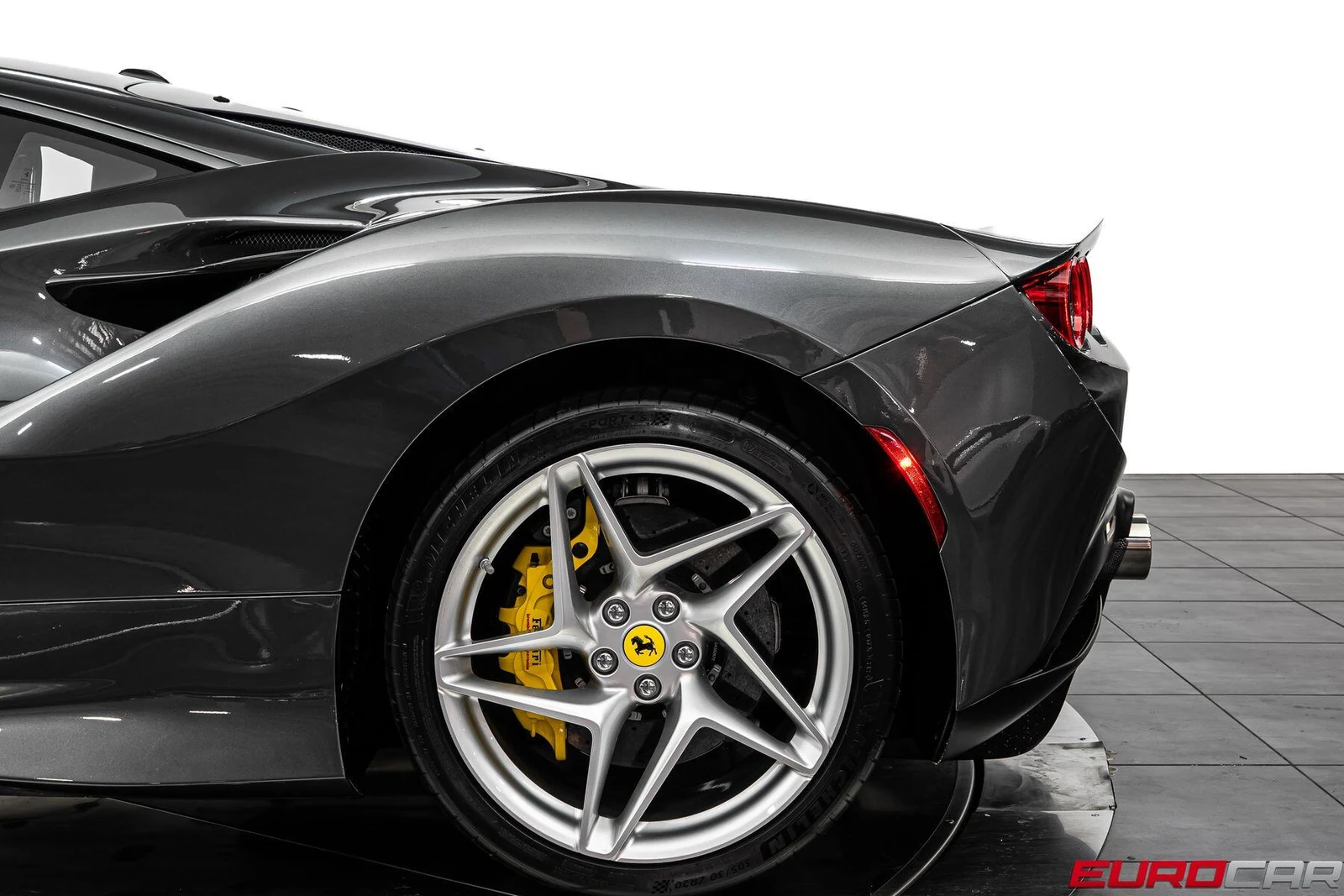 2021 Ferrari F8 Tributo, 18/20