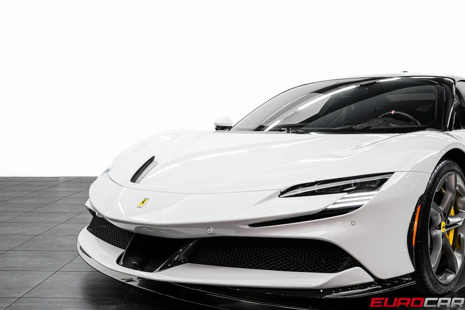 2022 Ferrari SF90 Stradale, 16/20