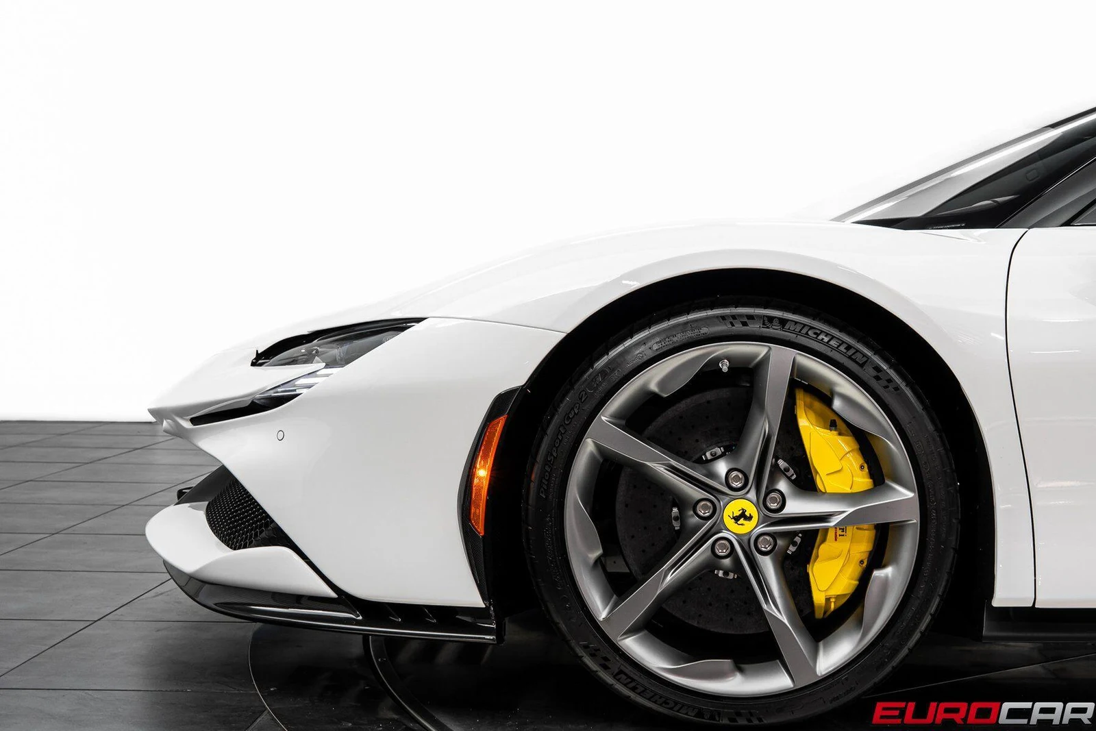 2022 Ferrari SF90 Stradale, 17/20