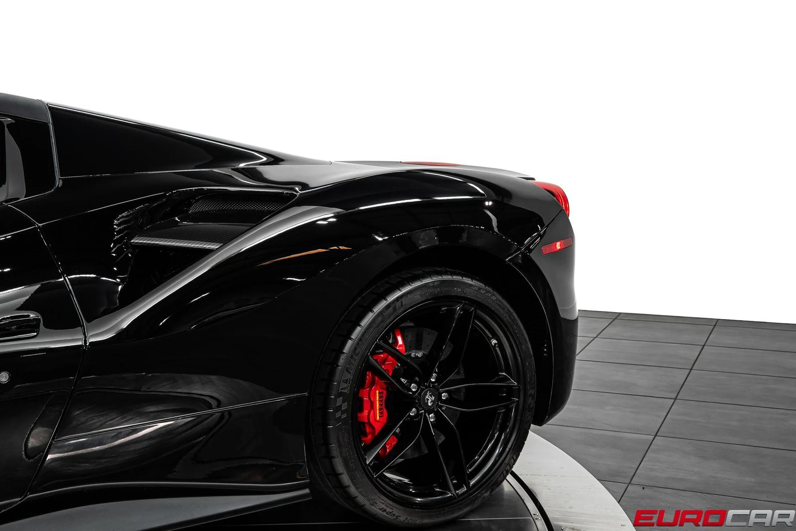 2018 Ferrari 488 Spider, 19/20