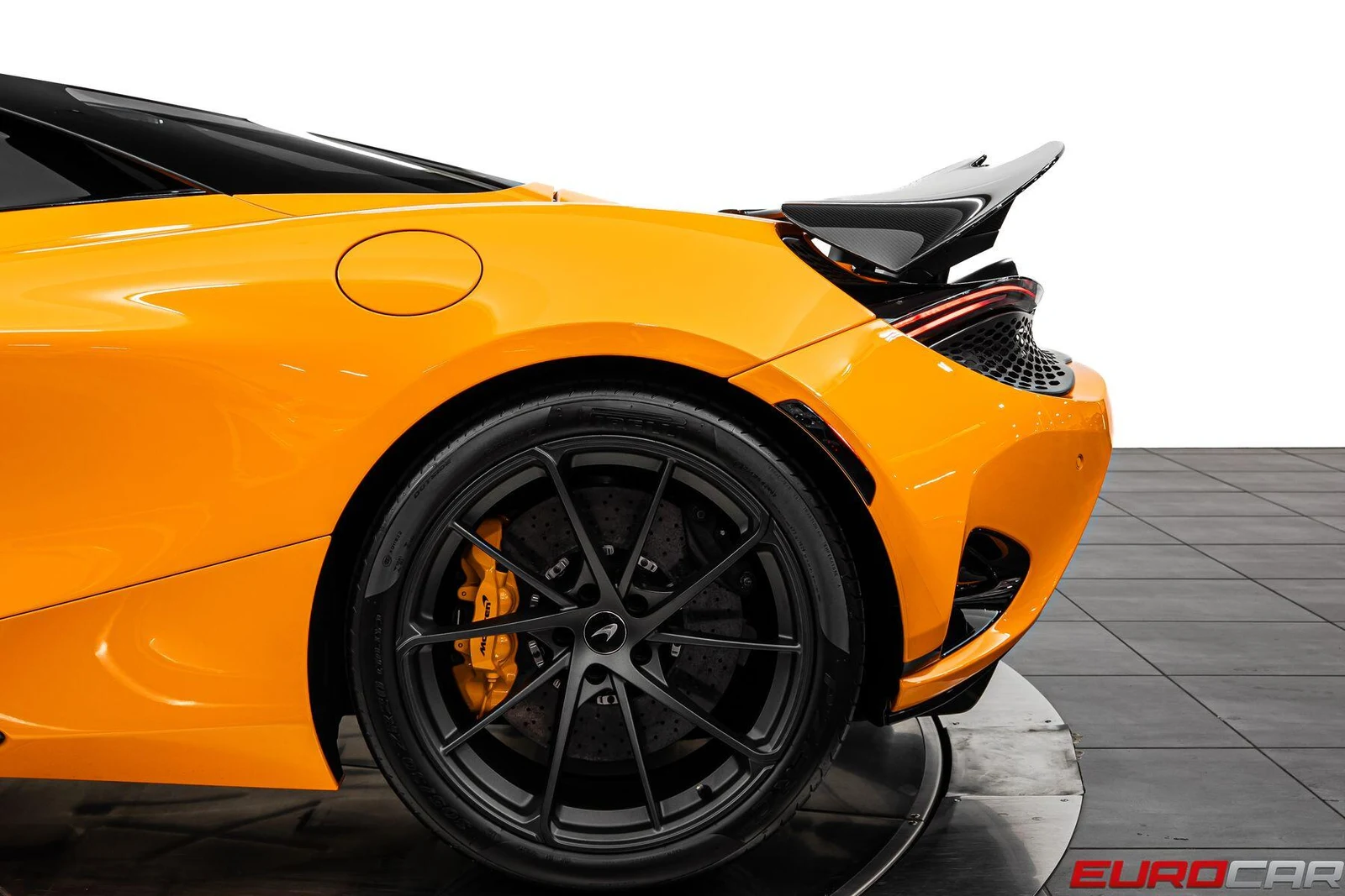 2026 McLaren 750S Spider, 19/20