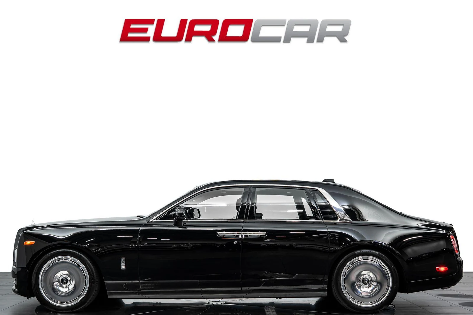 2022 Rolls-Royce Phantom VIII, 2/20