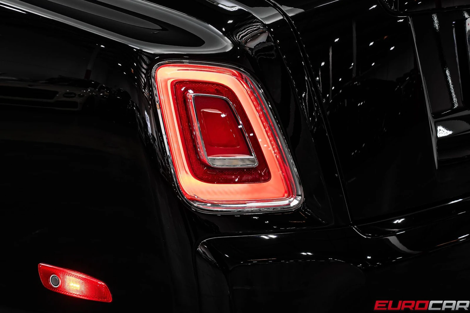 2022 Rolls-Royce Phantom VIII, 19/20
