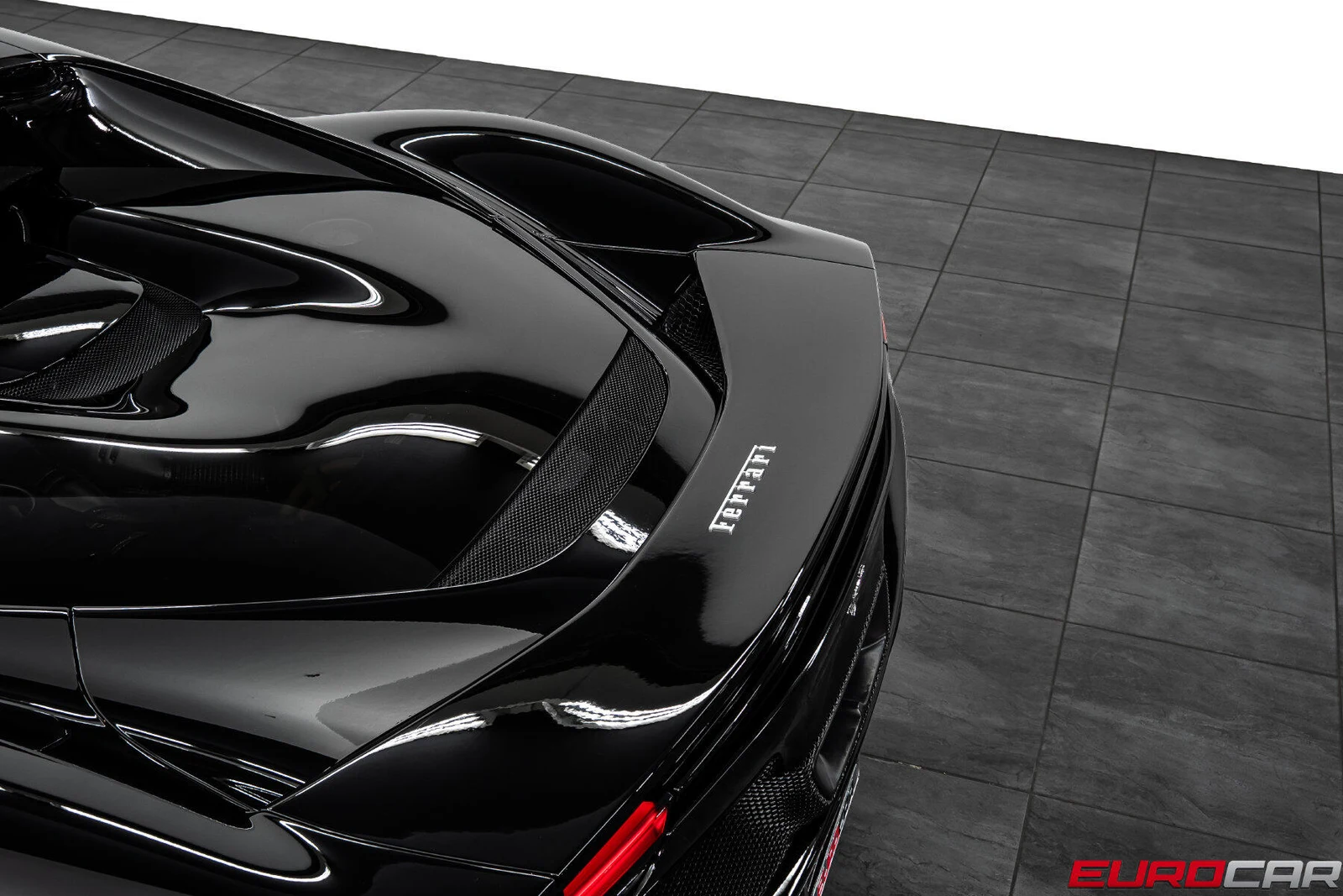 2023 Ferrari 296 GTB, 19/20
