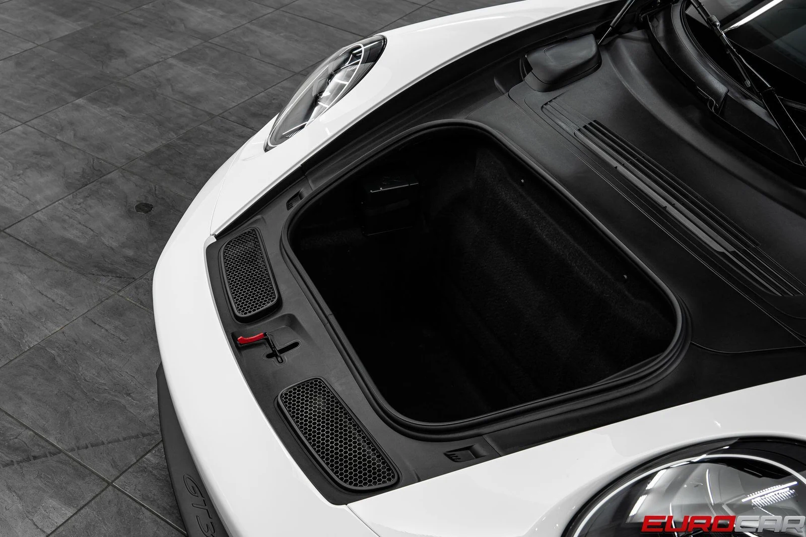 2026 Porsche 911 (992.2) GT3 Touring, 11/20