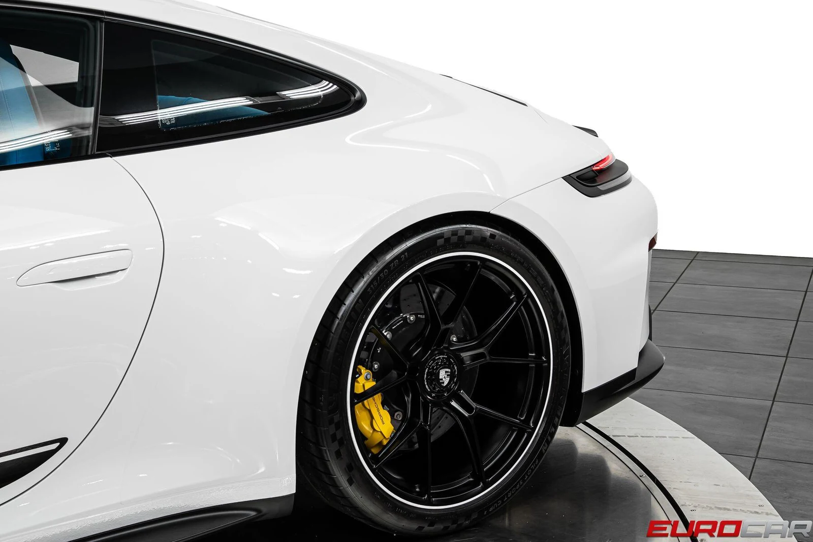 2026 Porsche 911 (992.2) GT3 Touring, 19/20