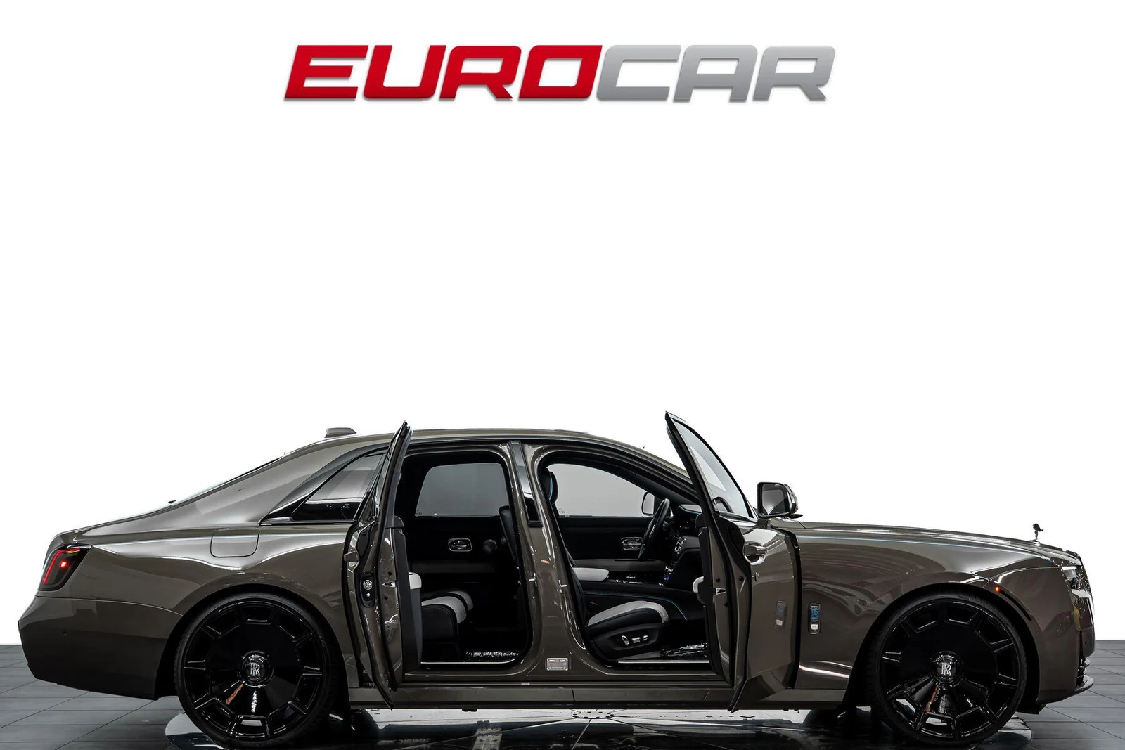 2025 Rolls-Royce Ghost II Series II, 8/20