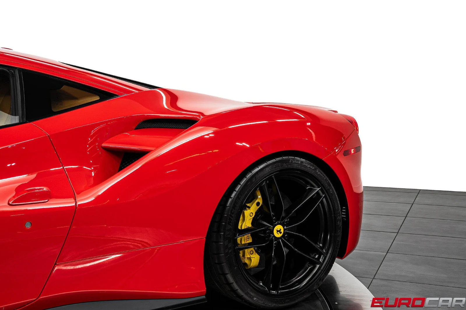 2019 Ferrari 488 GTB, 16/20