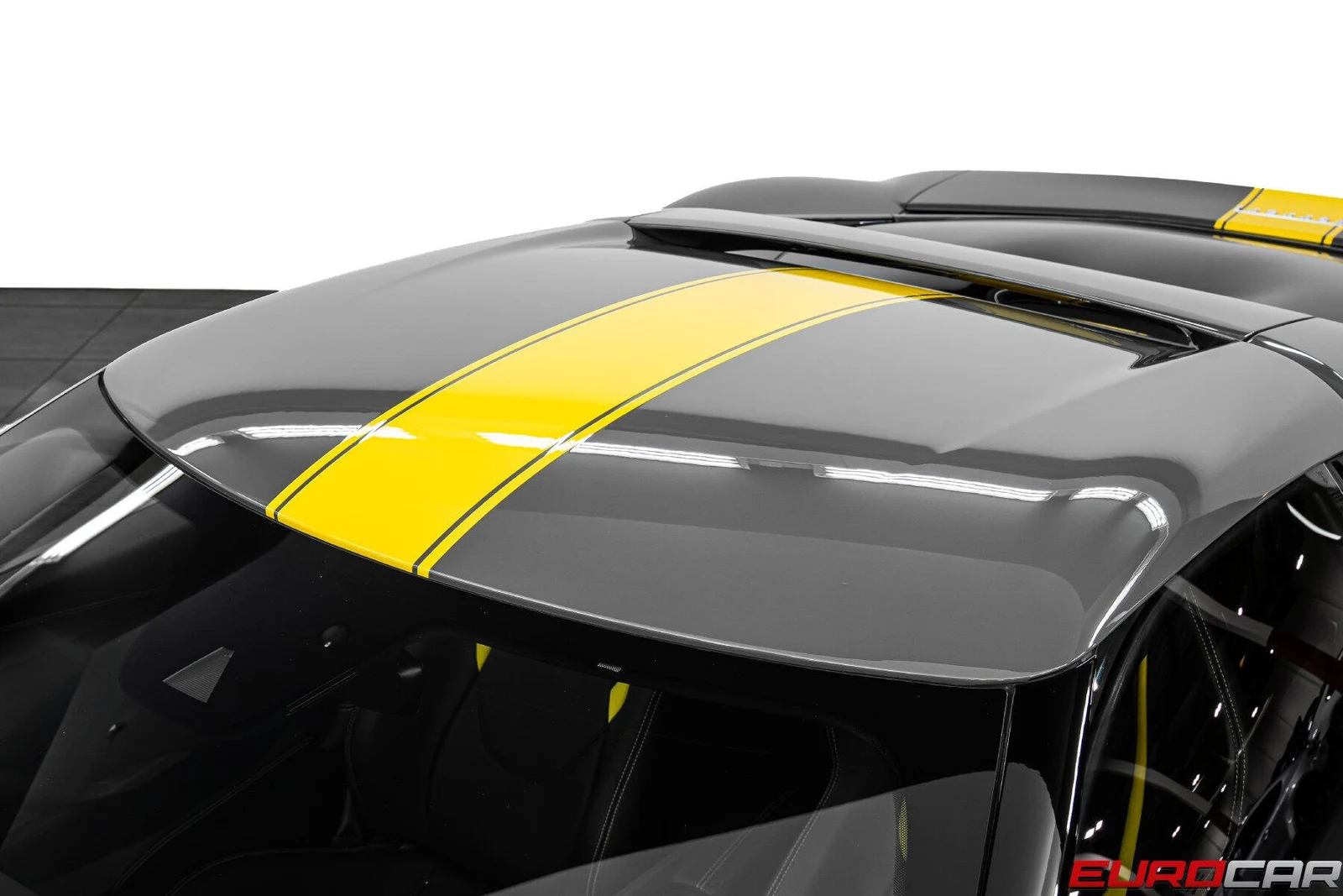 2023 Ferrari 296 GTB, 17/20