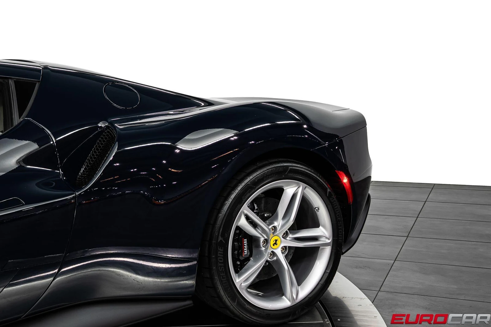 2023 Ferrari 296 GTB, 16/20