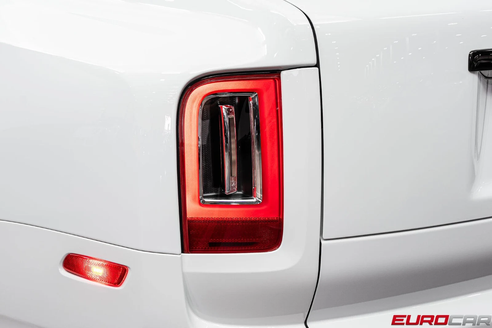 2022 Rolls-Royce Cullinan Black Badge, 20/20