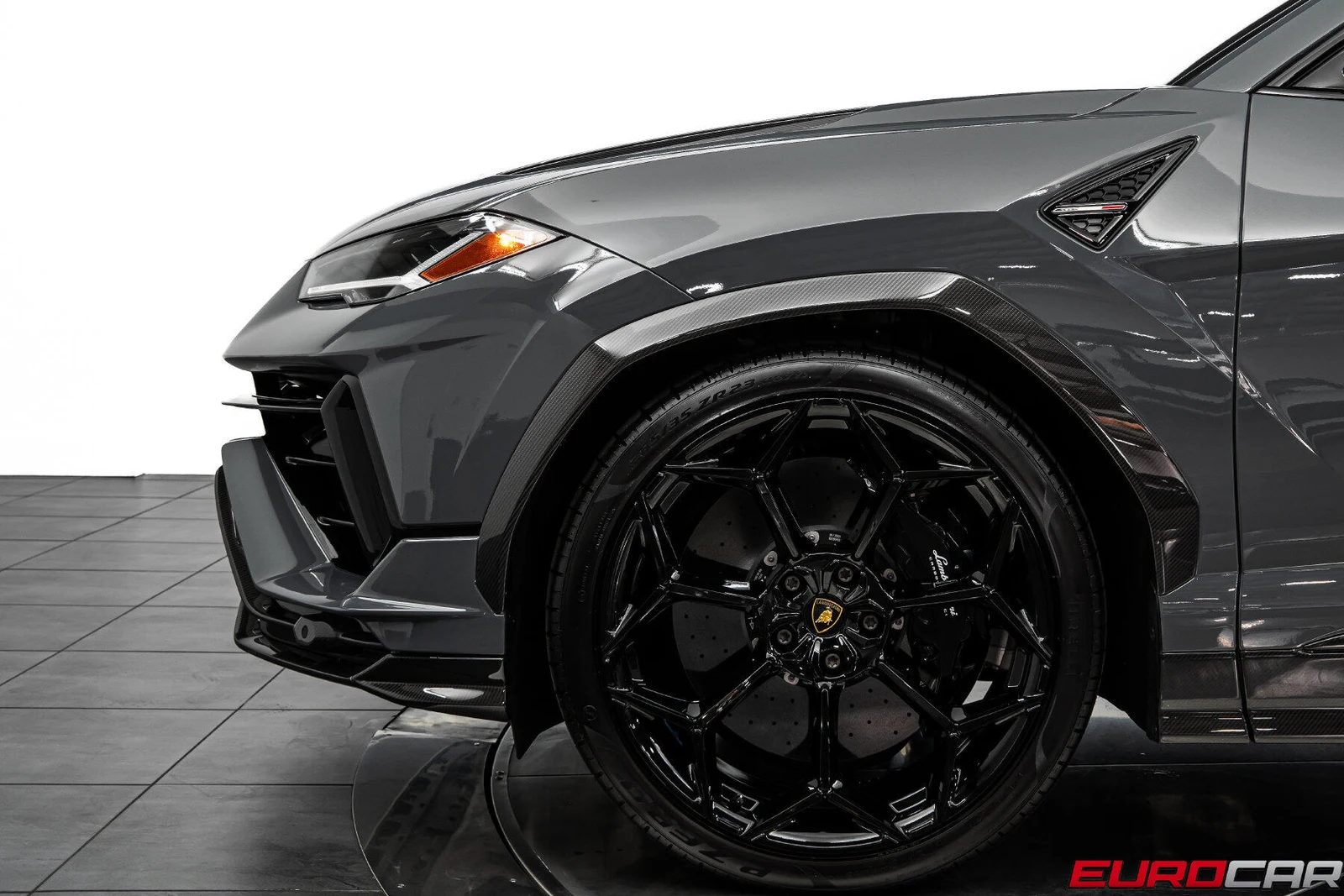 2023 Lamborghini Urus Performante, 17/20