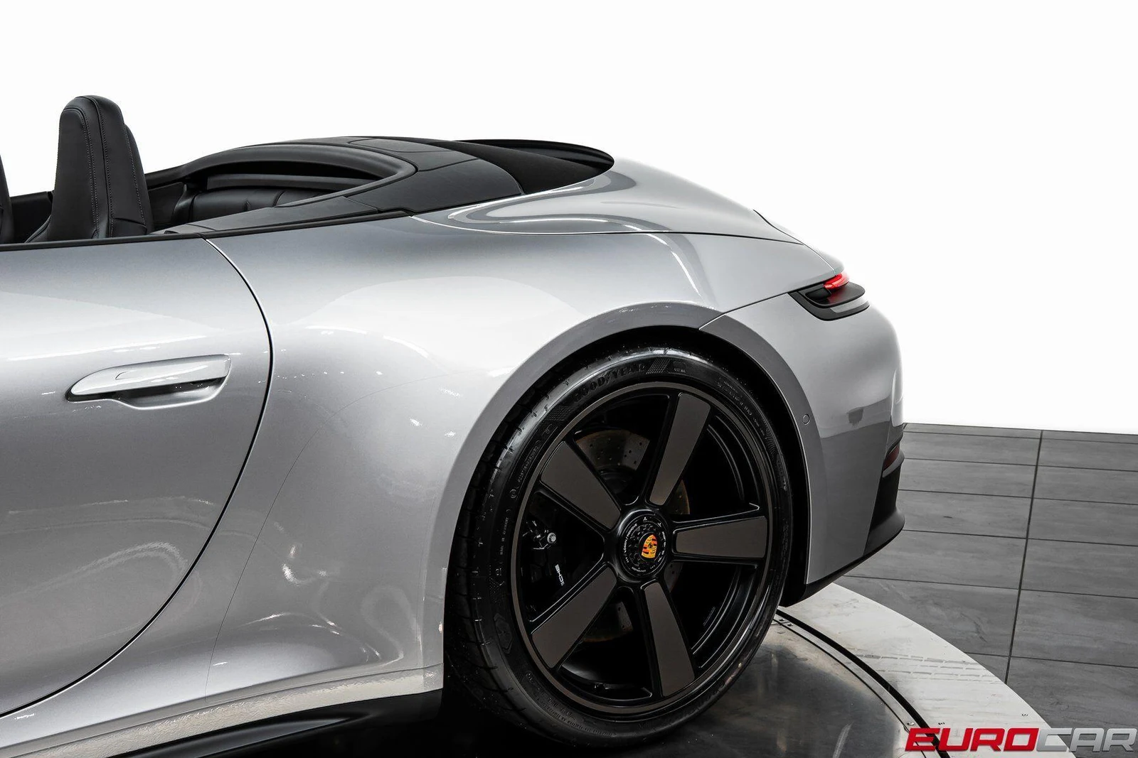 2026 Porsche 911 (992.2) Spirit 70, 19/20