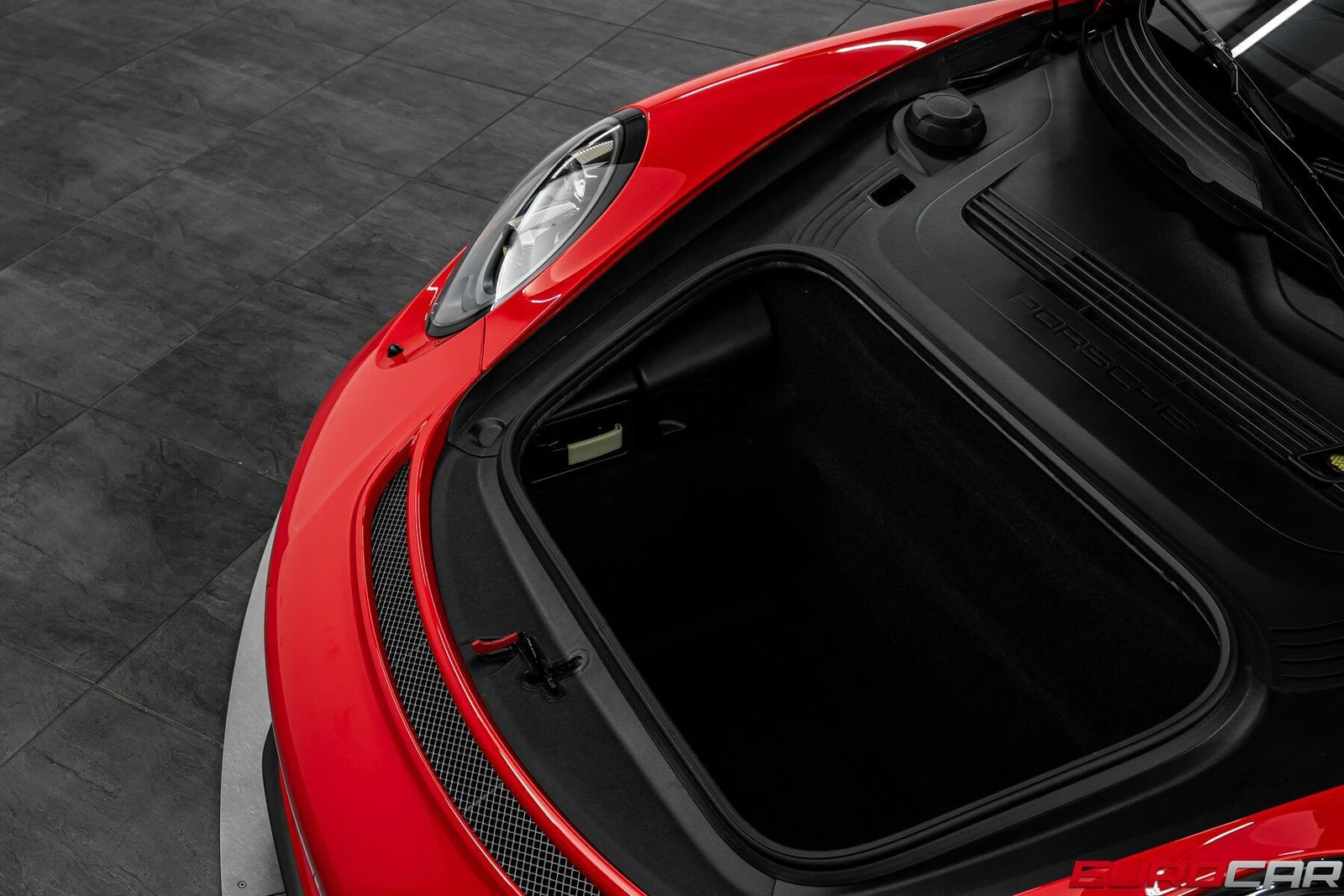 2018 Porsche 911 (991.2) GT3, 10/20