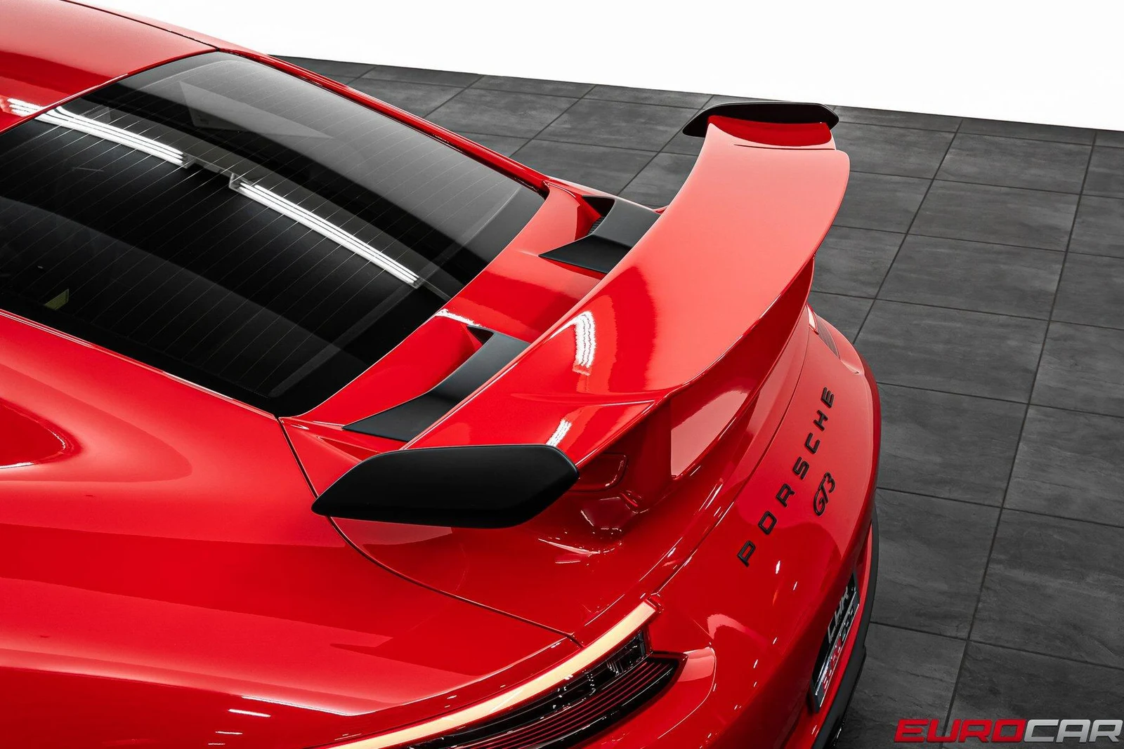 2018 Porsche 911 (991.2) GT3, 18/20