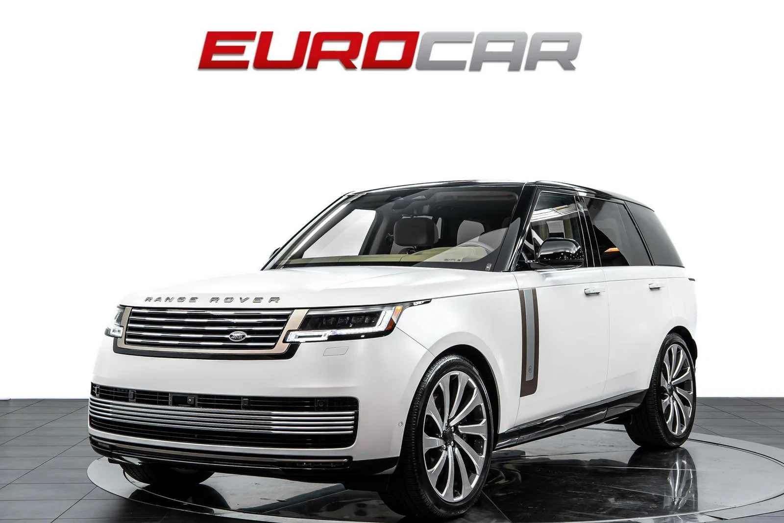 Land Rover Range Rover SV (L460) · Icy White SV Bespoke Special Effect Satin · Eurocar OC